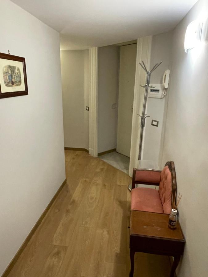 Della Porta Nápoles