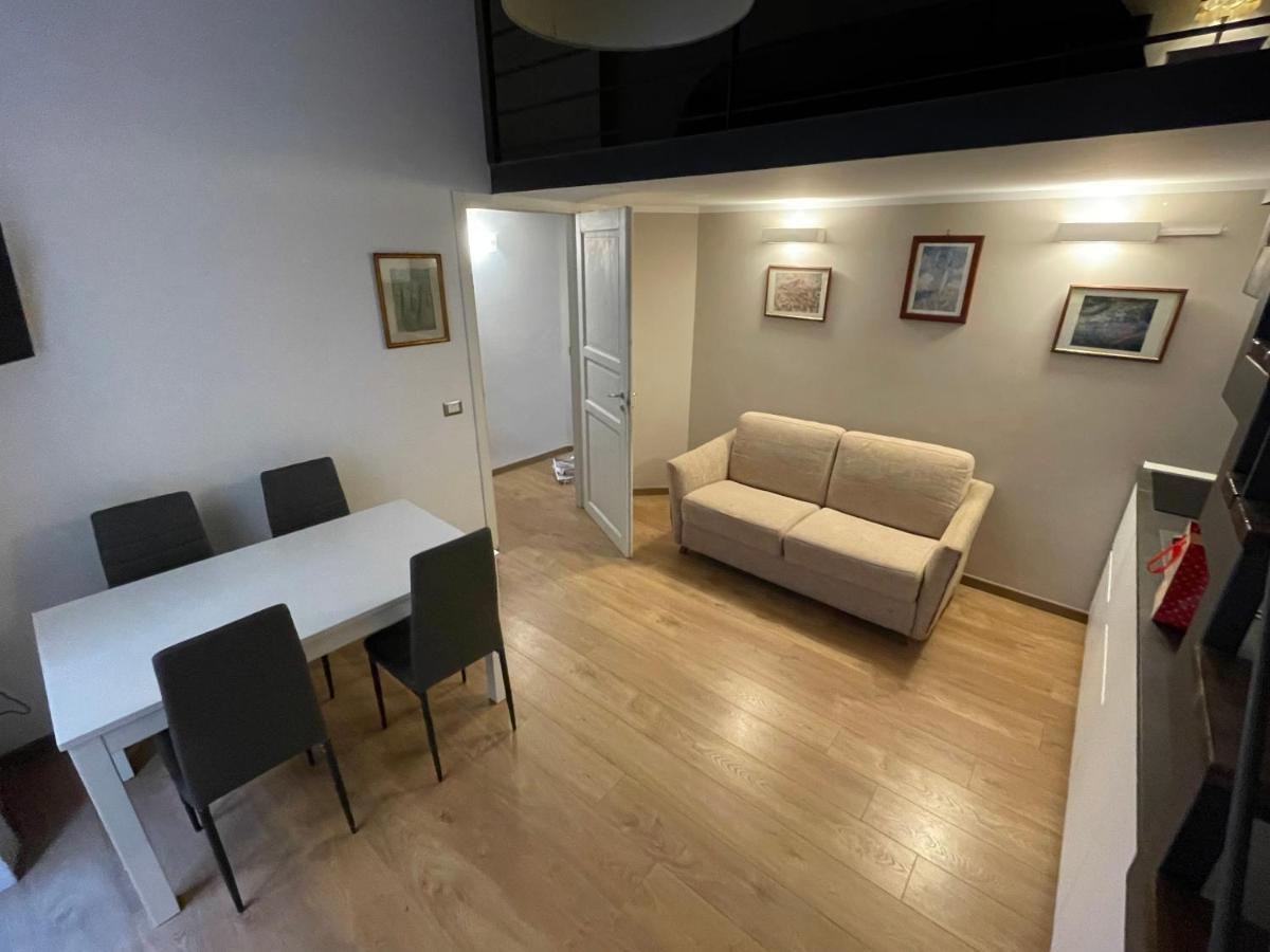 Della Porta Apartamento Nápoles