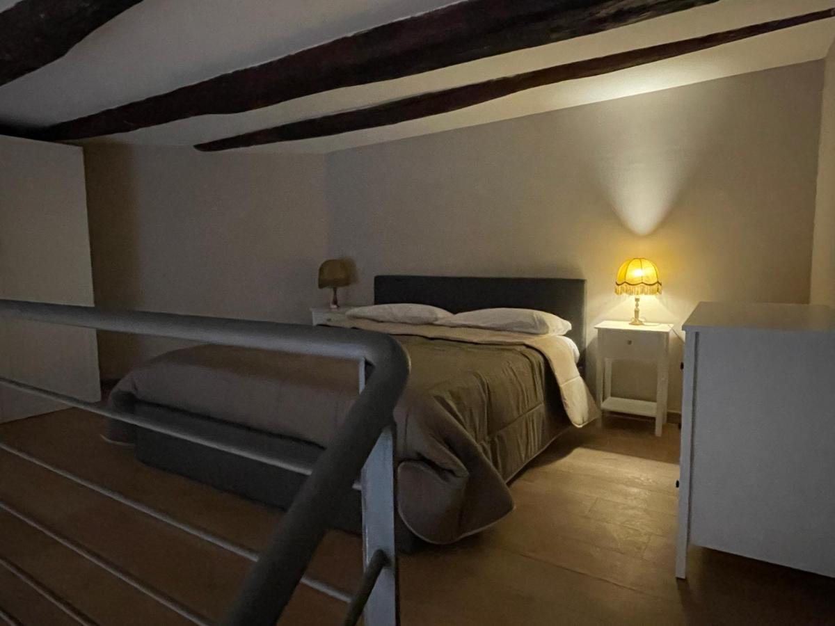 Della Porta Apartamento